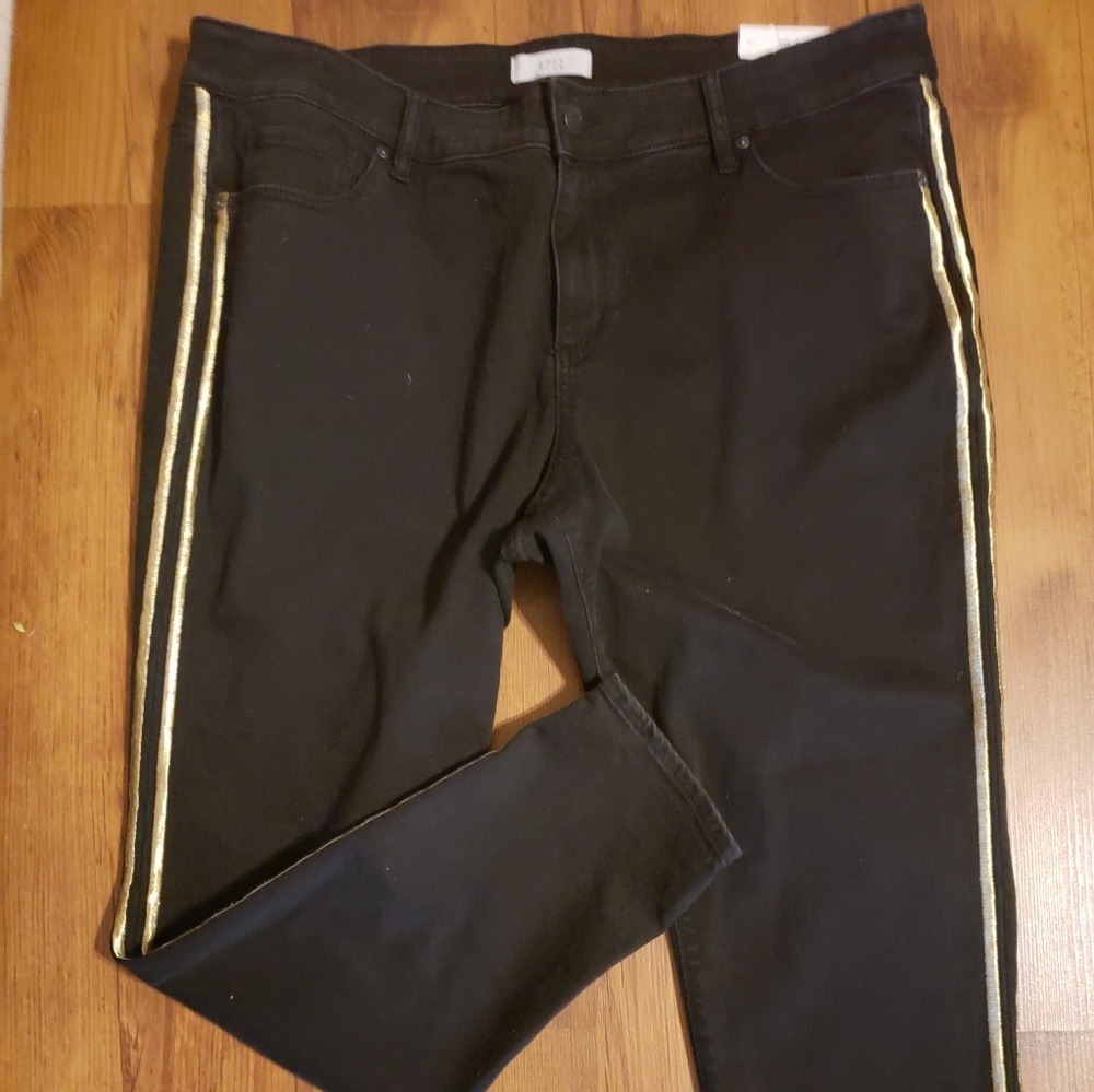 LOFT PlusJeans